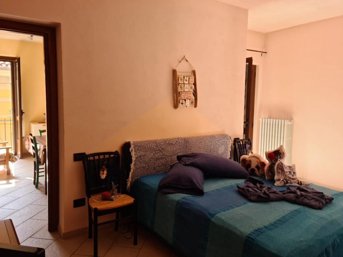 Ferienwohnung Soffitto Dipinto Moncalvo Exterior foto