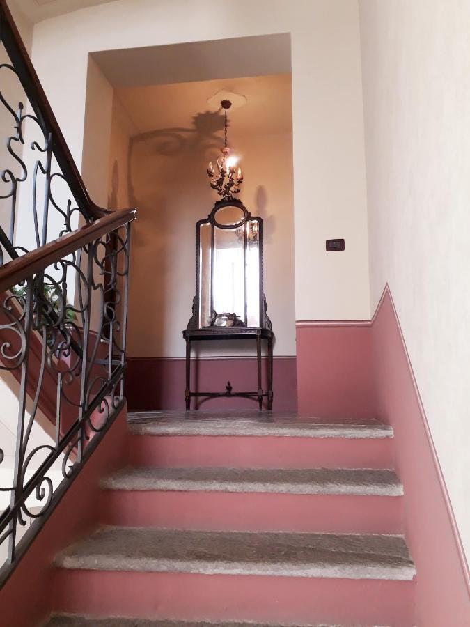 Ferienwohnung Soffitto Dipinto Moncalvo Exterior foto